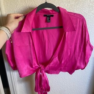 Pink satin Forever 21 cropped tie front blouse size M